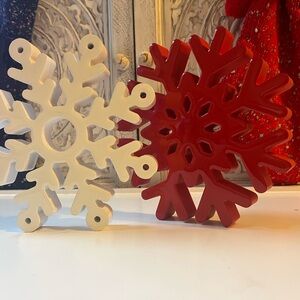 Red and White Snowflake Table Top Decorations